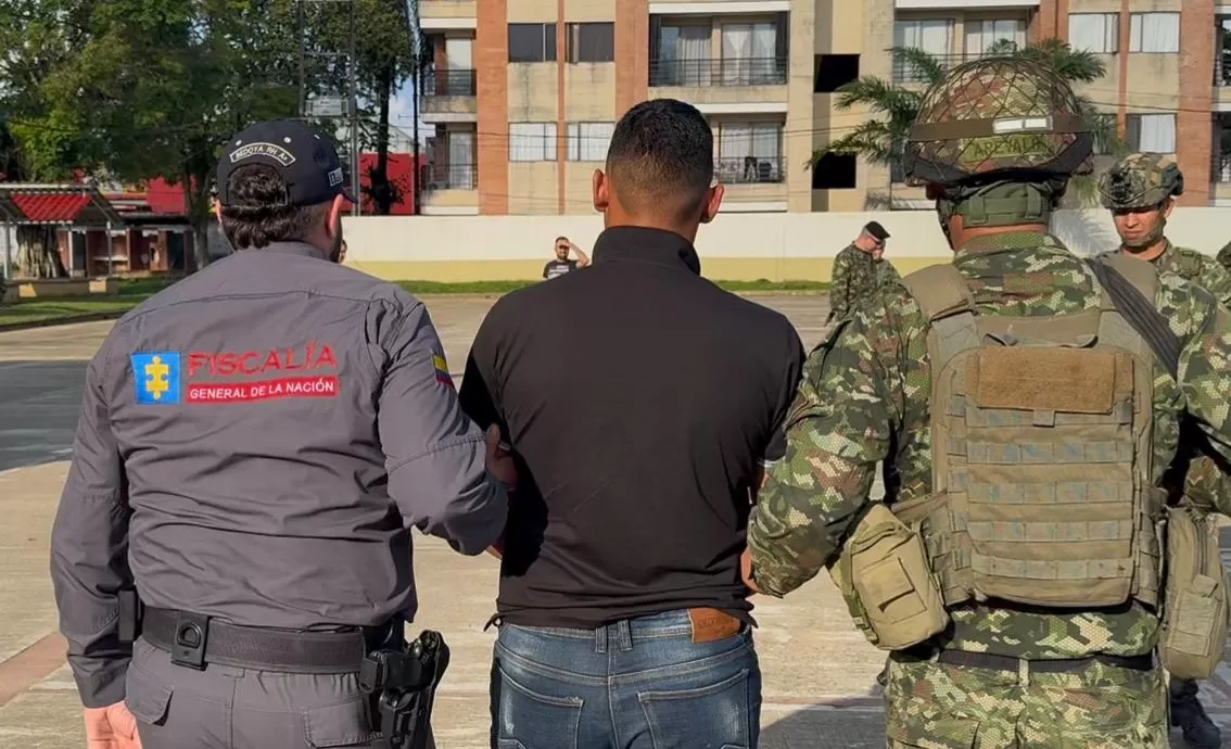Tropas del Ejército propinan contundente golpe al crimen organizado: capturado alias Pantera, segundo cabecilla del GAO-r Rodrigo Cadete en Caquetá
