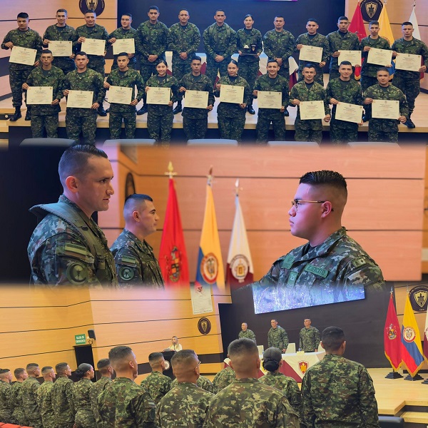 Alférez terminaron con éxito su especialización en el Arma de Ingenieros