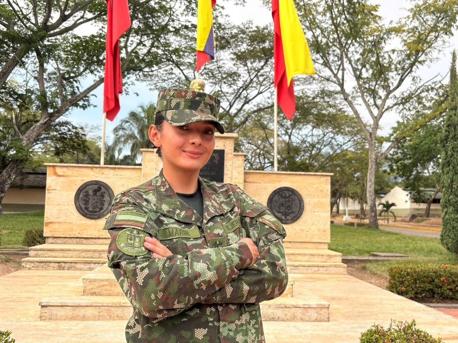 Orgullo tolimense, la alumna bilingüe que proyecta su futuro en el Ejército Nacional