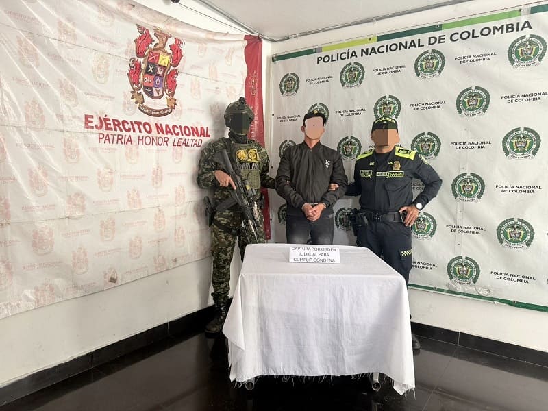 The National Army and the National Police captured alias Cirilo in the department of Risaralda