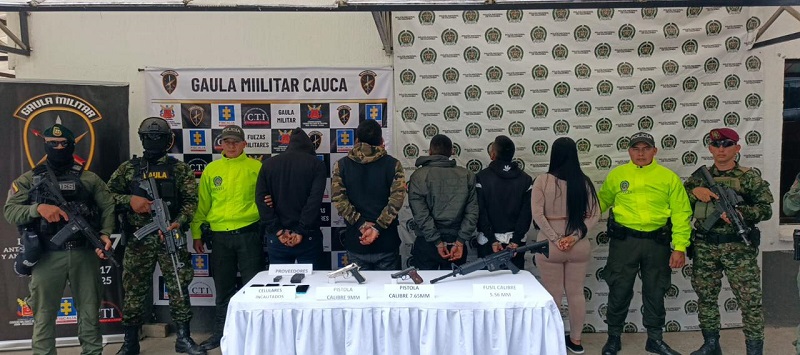 Five suspected members of a criminal organization accused of threatening security along the Pan-American Highway have been arrested in Popayán
