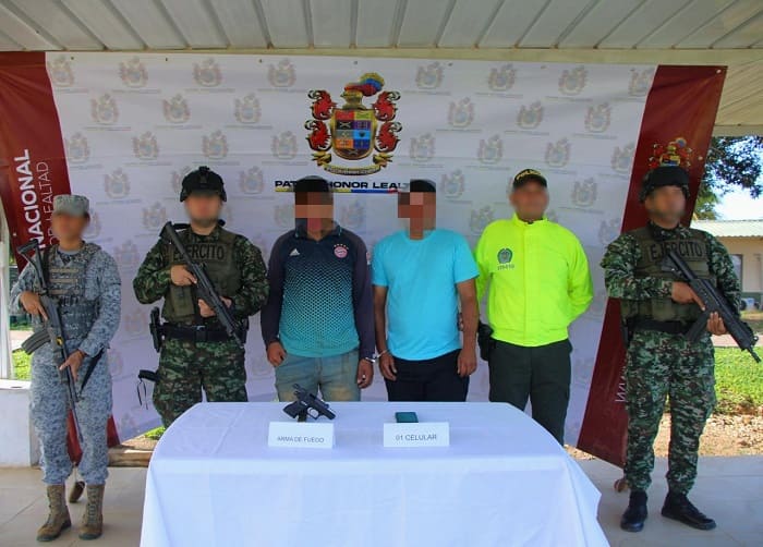Troops from Omega Task Force captured two alleged members of the Jorge Suárez Briceño Bloc GAO-r