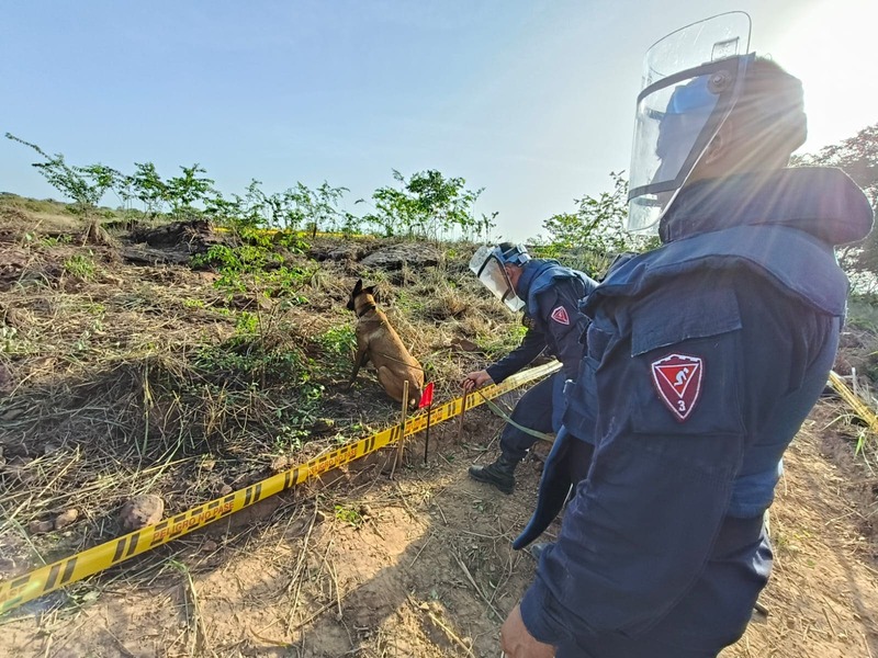 Demining Teams destroy unexploded ordnance in Boquerón, strengthening community safety